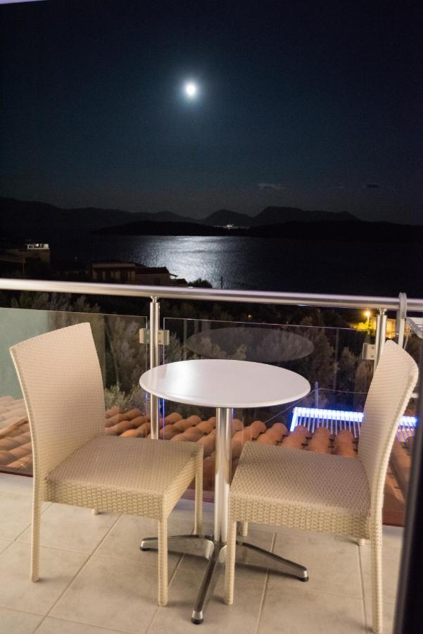 Oasis Hotel Perigiali المظهر الخارجي الصورة