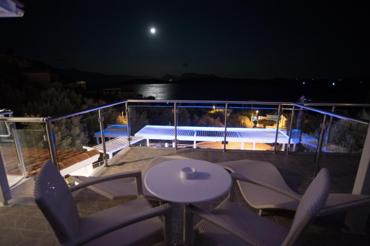 Oasis Hotel Perigiali المظهر الخارجي الصورة